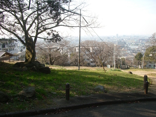 hiraoka_hiroba1.jpg